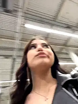 Stripchat Free Live Porn of Chloe__Moon