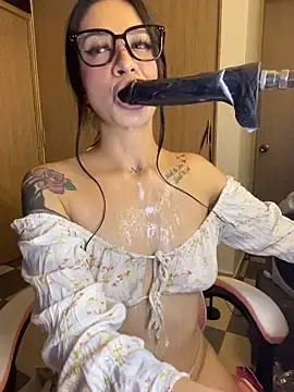 Stripchat Free Porn Cam of ValentinaBianchi