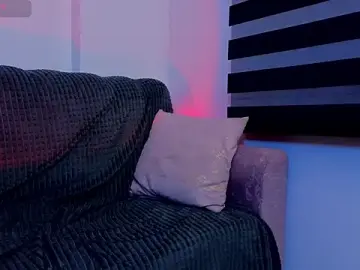 Stripchat Live Sex Cam of _scarletmoore