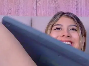 Stripchat Sex Chat of ZoehAngel