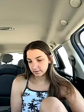 Stripchat Adult Webcam of DoriDeluxe66