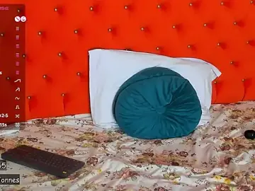 Stripchat Adult Webcam of VallerieJones