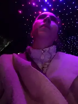 Stripchat Live Sex Cam of pleasure_of_life