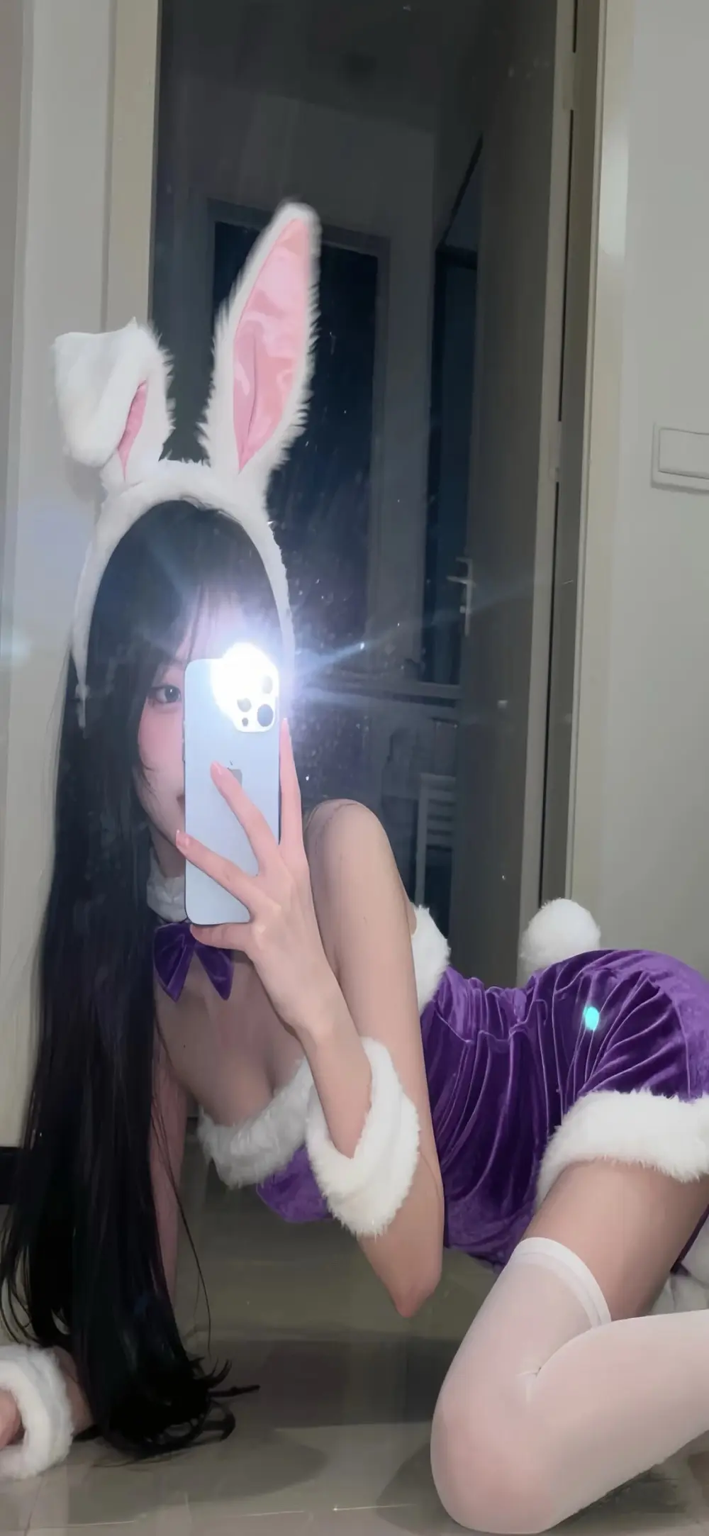 VIVIAN247