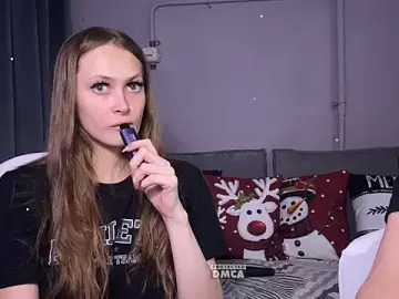 Stripchat Best live sex cam show of cutemilana_sexwife