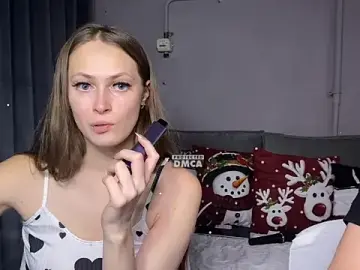 Stripchat Adult Webcam of cutemilana_sexwife