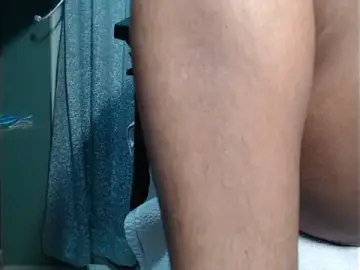 Stripchat Sex Cam of CuteRhea69