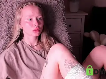 Stripchat Adult Video Chat of MalenaErnman