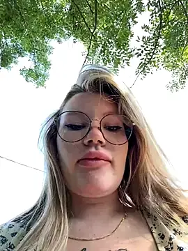 Stripchat Sex Cam of justmilaa
