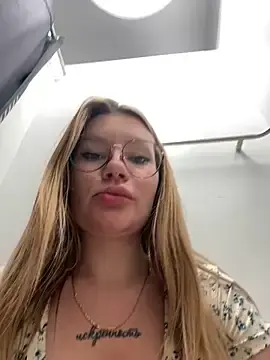 Stripchat Watch Live Sex Cams of justmilaa