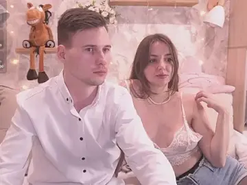 Stripchat Sex Cam of PashaAndMila