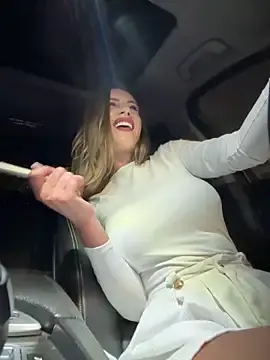 Stripchat Adult Video Chat of _JessyRey_