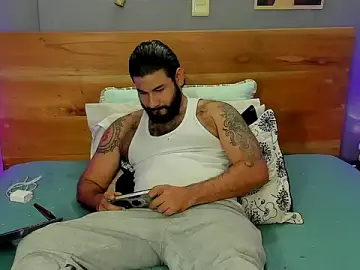 Stripchat Sex Cam of Prometeo-grizzly