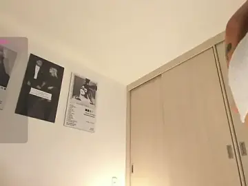 Stripchat Adult Video Chat of hollyprincess_2