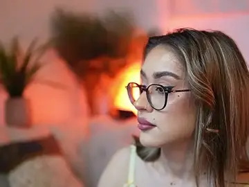 Stripchat Adult Webcams of AileenKiss