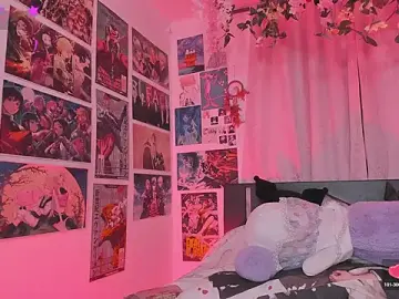 Stripchat Best Webcam of MissCurvyTop