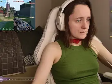 Stripchat Live Sex Cam of Luna_Loveee