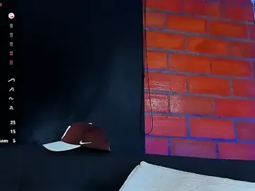 Stripchat Live Sex of vanegas_luis