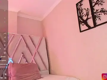 Stripchat Sex Cam of Punkys_