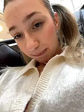 Stripchat Live Sex of Lia__Love