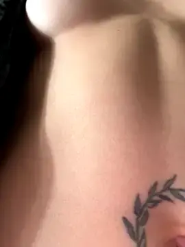 Stripchat Free Porn Cam of kikidoll
