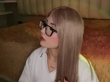 Stripchat Free Porn Cam of Megan_mooree_