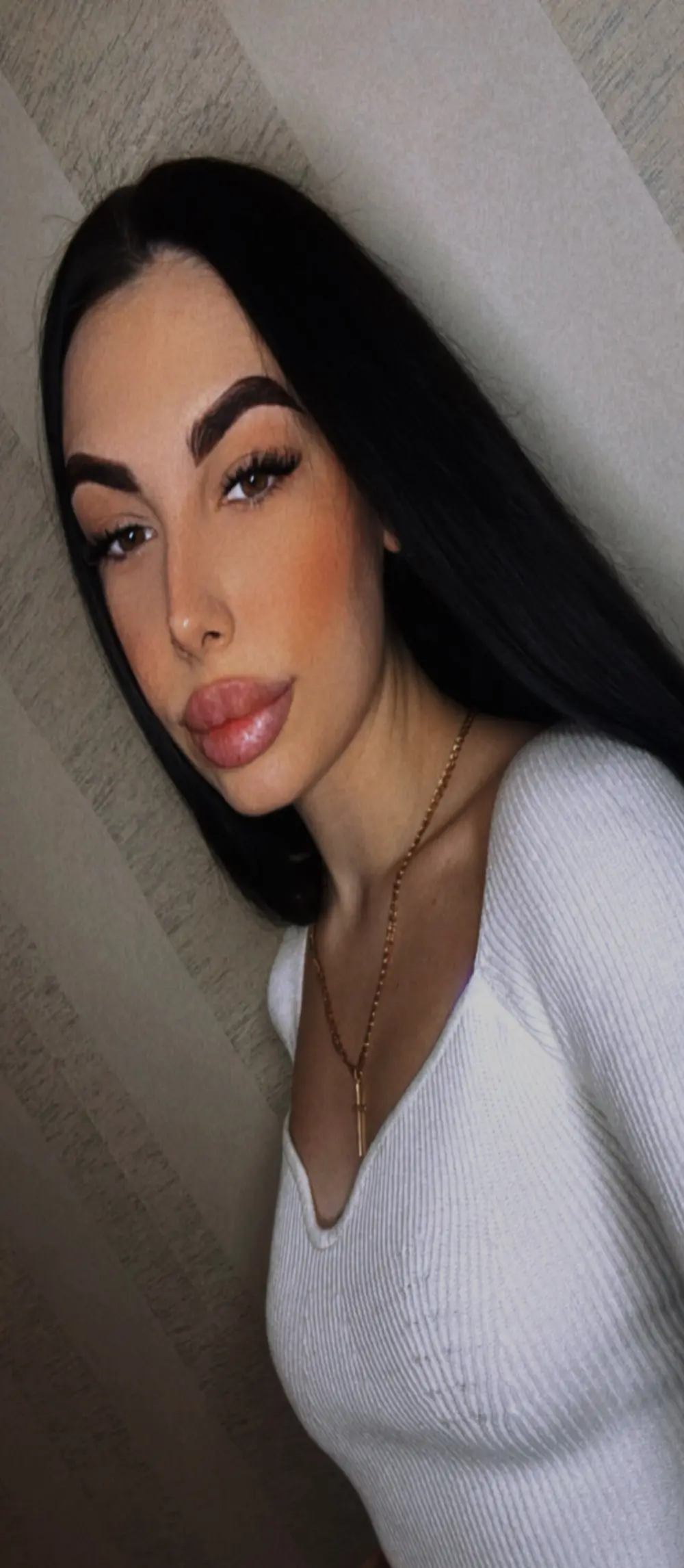 Halle_Brown