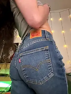 Stripchat Live Porn of Antoniart_