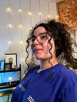 Stripchat Free Live Porn of Antoniart_