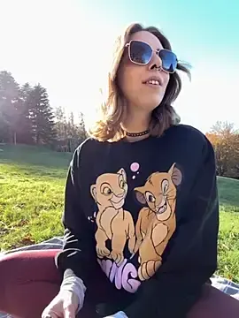 Stripchat Free Live Porn of Mia_Railey