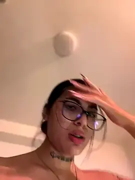 Stripchat Nude Webcam of Sarasanders_4