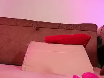 Stripchat Sex Cam of emyli_sw_