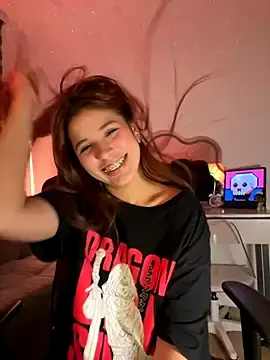 Stripchat Adult Webcam of crystal_bunny7