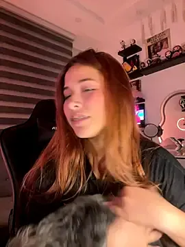 Stripchat Live Sex Cam of crystal_bunny7