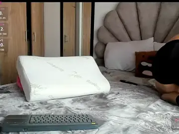 Stripchat Adult Webcam of manucute_23_