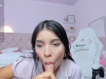 Stripchat Live Porn of kim_dreams18