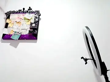 Stripchat Private Sex Chat of PetiteIvoryQueen19