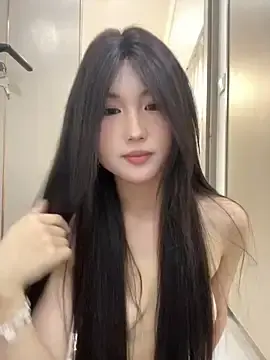 Stripchat Watch Live Sex Cams of lilyxye77