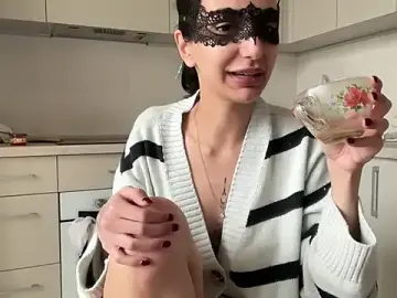 Stripchat Adult Webcam of AvestanSole