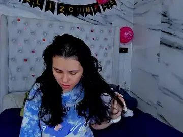 Stripchat Nude Webcam of Ari_and_Storm