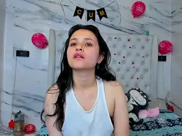 Stripchat Sex Cam of Ari_and_Storm