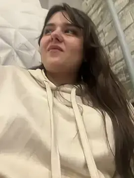Stripchat Free Porn Cam of NikaMur
