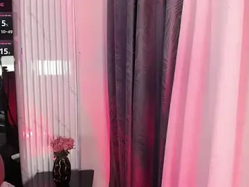 Stripchat Adult Webcam of ailynBlaze