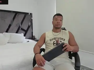 Stripchat Live Sex Cam of AnnieAndStefan