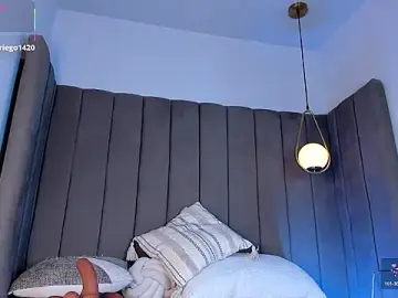 Stripchat Best live sex cam show of Elise_Diamond