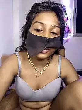 Stripchat Live Sex Cam of Cute-Janvi2